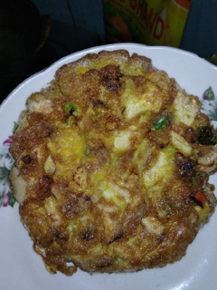 Foto resep Dadar Telur Duet (telur mentah dan telur rebus)