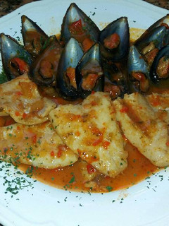 Una foto de Merluza con mejillones