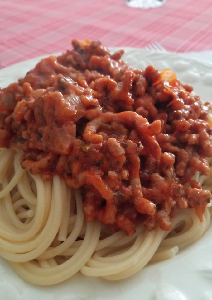 Una foto de Spaghetti a la boloñesa