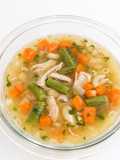 Sop Ayam dengan Makaroni