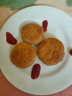 খাস্তা কচুরি (Khasta Kachori recipe in Bengali) রেসিপির প্রধান ছবি
