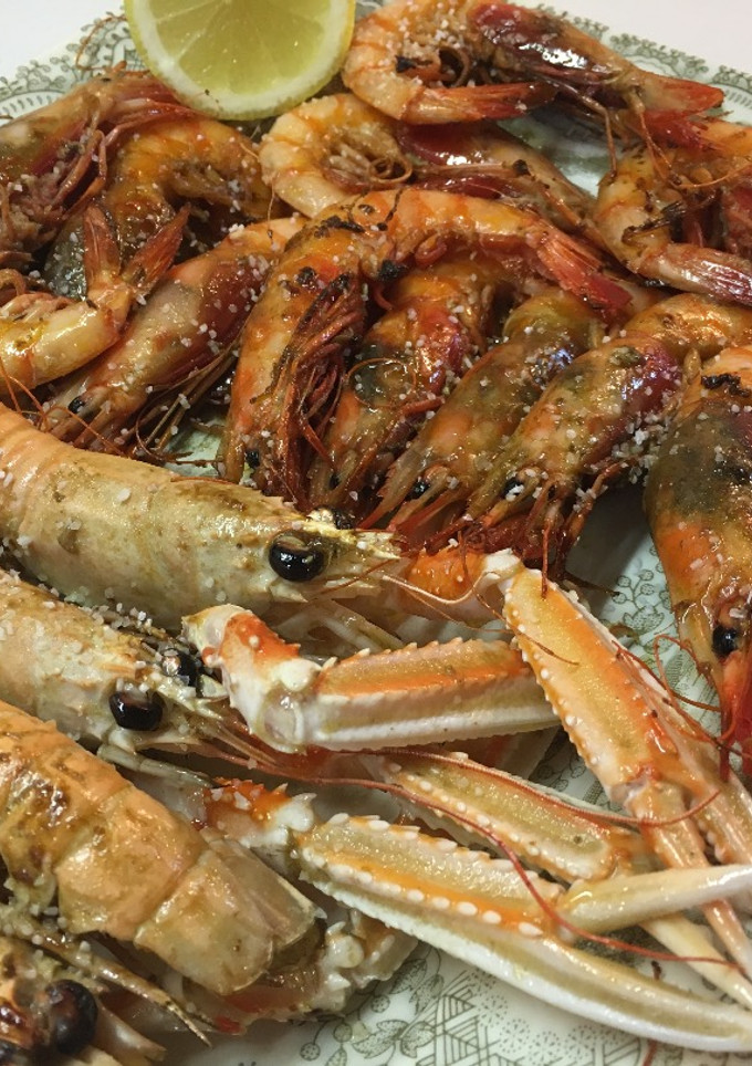 Una foto de Marisco a la plancha