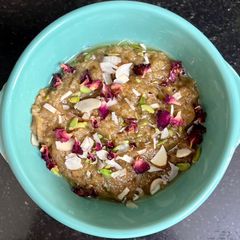 A picture of Makhana Halwa.