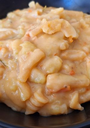 Una foto de Pasta e Patate con Provola