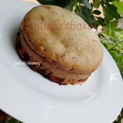 A picture of Quick & Easy grapes cake.