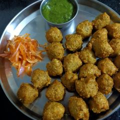 A picture of Mixed Daal Vada.