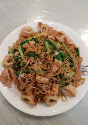 Hình của món Mì xào hải sản.