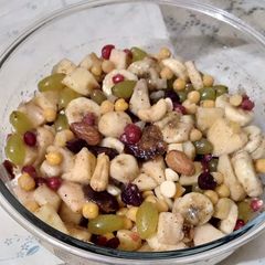 A picture of Nutty fruit chat.