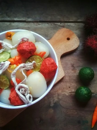 Cara Mudah Membikin Resep Asinan rambutan yang  Bikin Ketagihan Anti Ribet, Lezat