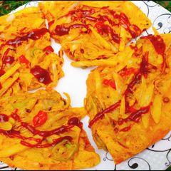A picture of Naan pakora.