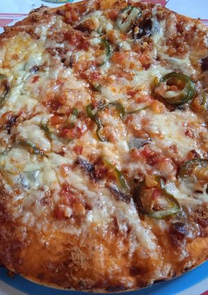 Una foto de Pizza muy mexicana al estilo Carmen