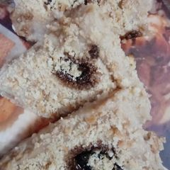 A picture of Parle G cake.