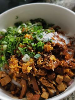 รูปของ ก๋วยเตี๋ยวหลอดทรงเครื่อง
