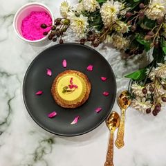 A picture of Shahi tukda rabri panna cotta.