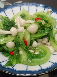 菇菇炒時蔬 的食譜成品照片