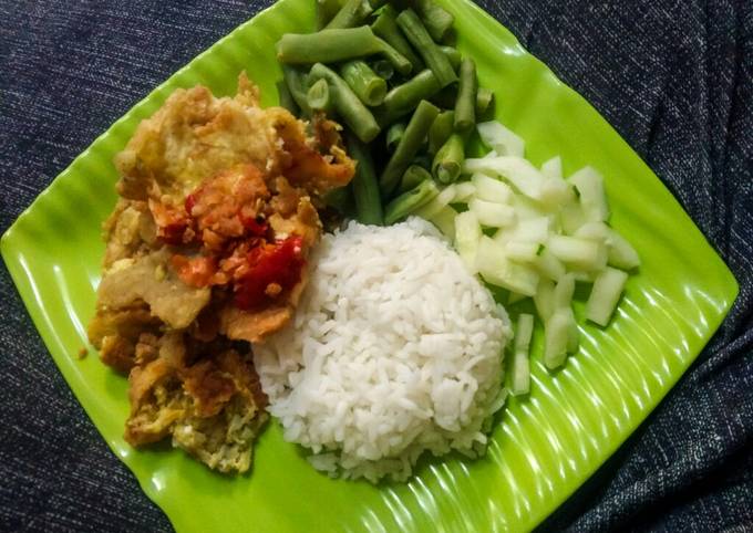 Resep Telur Geprek Crispy Oleh Ms Hermas Cookpad