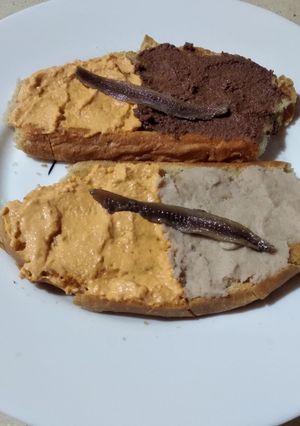 Una foto de Tostadas de paté