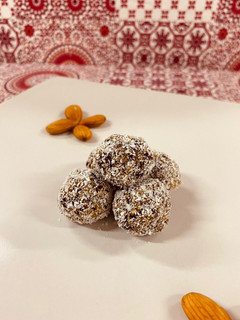 Una foto de Petit fours de uvas pasas