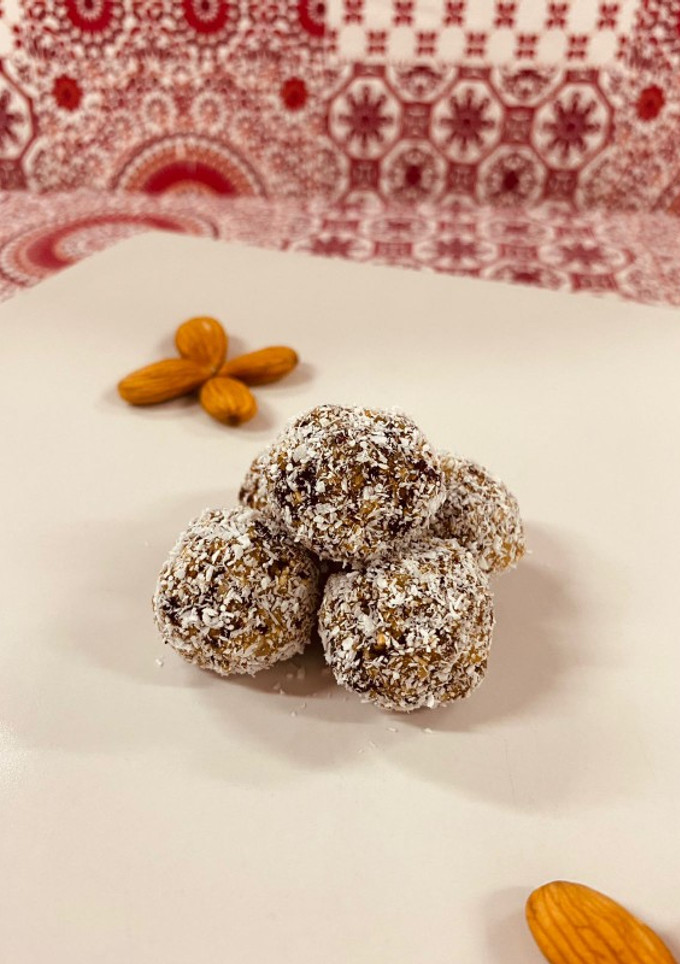 Una foto de Petit fours de uvas pasas
