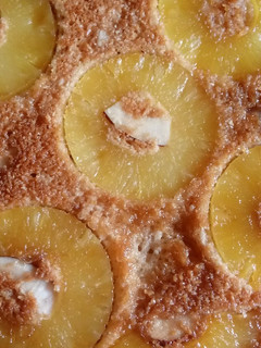 Foto di Torta rovesciata ananas e cocco senza lattosio