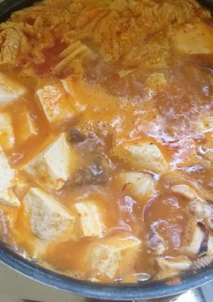 Foto resep Steamboat Kuah Tomyum Homemade