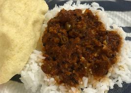 Kerala Style Inji Puli (Puli Inji) | Traditional Onam Sadya Ginger Curry