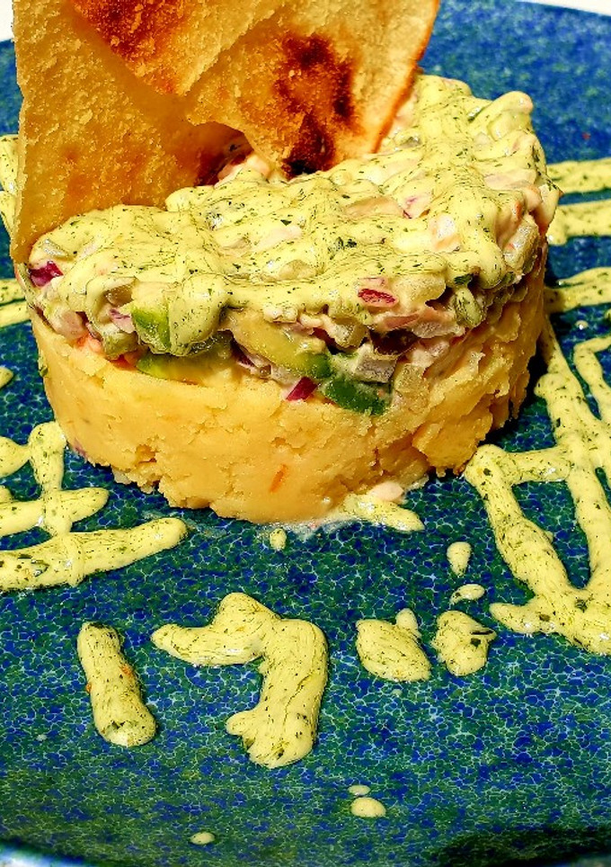 Una foto de Causa limeña 🌶 🥑 🌶🥑