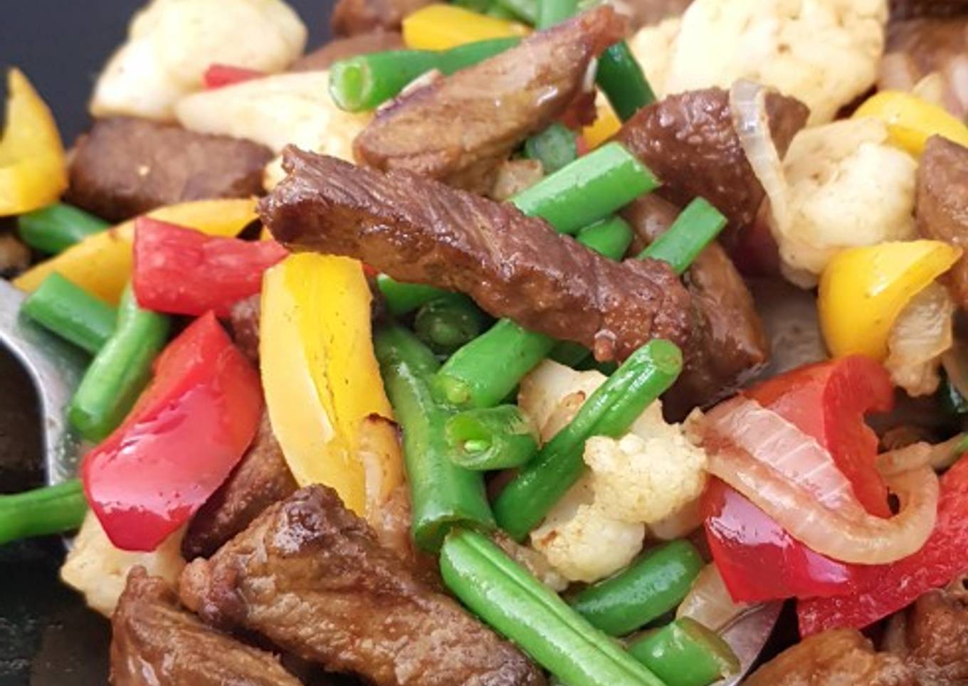 Turmeric Beef & Veggies Stir-Fry