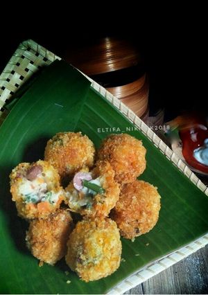 Foto resep Macaroni ballen isi sosis #Bikinramadanberkesan #day28