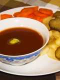 Salsa agridulce con piña y pepinillos