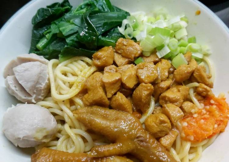 Langkah Mudah untuk memasak Mie Ayam Spaghetti😊 yang enak