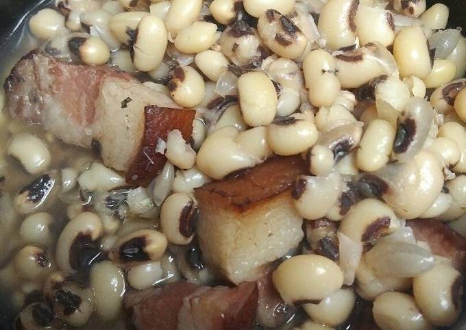 Recipe of Any-night-of-the-week Black Eyed Peas and Hog Jowls