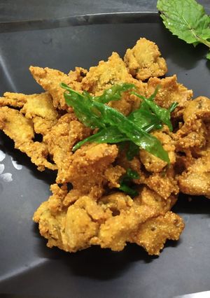 A picture of Crispy Mint Pakoda (fritters) - Quick & Easy Evening Snack.