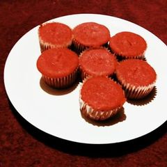 A picture of Redlove Muffins #Thefoodnetworking#.