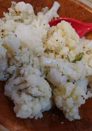 Una foto de Ensalada de coliflor