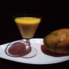 A picture of Mango smoothie.