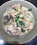 Cháo yến mạch, hạt sen với cá thu