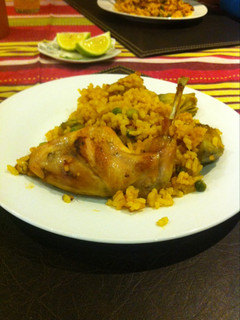 Una foto de Paella de Conejo