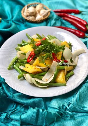 Hình của món Đậu Cô Ve Xào Dứa (Thơm).
