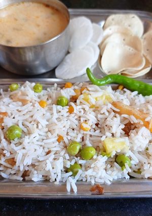 White Pulav રેસીપી મુખ્ય ફોટો
