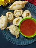 Momos