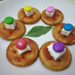 A picture of Monaco treat.