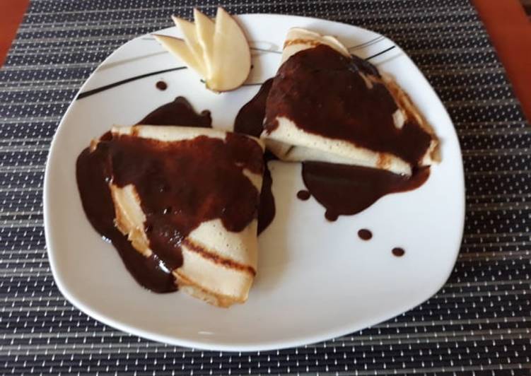 Csokis almás palacsinta