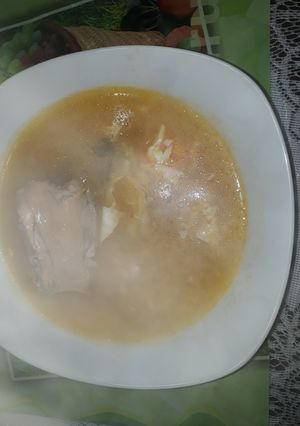 Una foto de Locro Boliviano de pollo