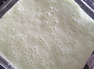Una foto de Gelatina de 🍈 y queso crema