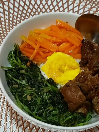 Easy Steps to Prepare Bibimbab sederhana the Delicious Makes you drool