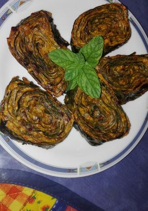 A picture of Arvi (Toro root) leaves Pakora.