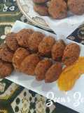 Alasanda Vada/Garelu - Andhra Black Eyed Bean Fritters