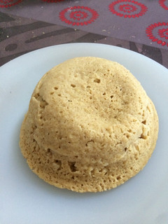 Una foto de Mug cake fit de manzana y canela