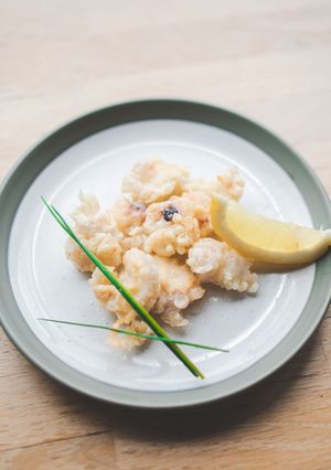 A picture of Octopus tempura.